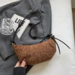 حقيبة كتف نسائية كاجوال نقشة نمر