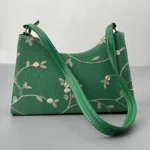 ⁦حقيبة كتف منقوشة بتطريز⁩ - الصورة ⁦6⁩